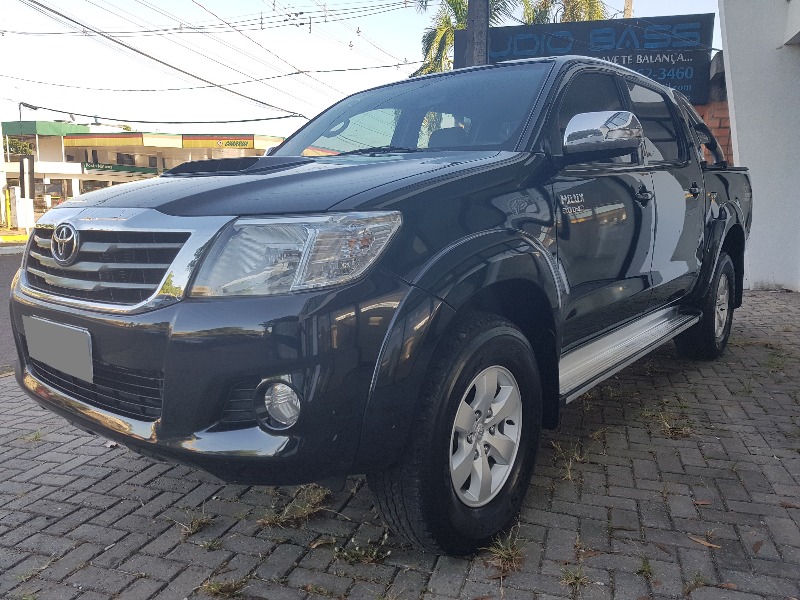 Toyota HILUX 3.0 SRV 4X4 CD 16V TURBO INTERCOOLER 2013