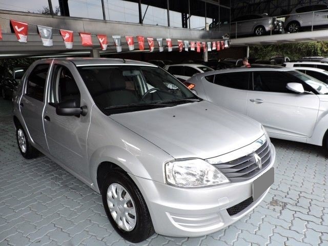 Renault LOGAN AUTHENTIQUE 1.0 16V HI-FLEX 2010