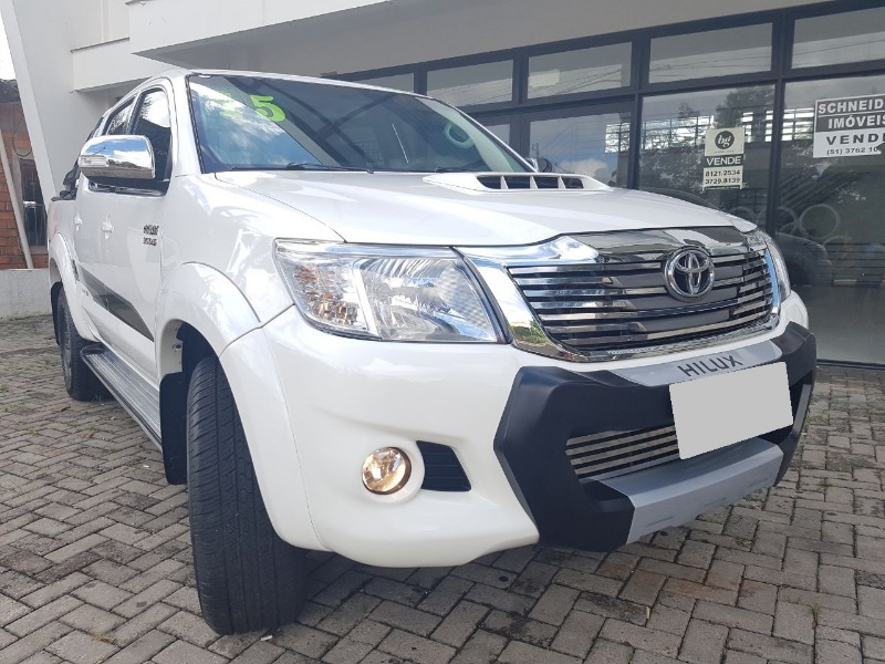Toyota HILUX 3.0 SRV 4X4 16V 2015