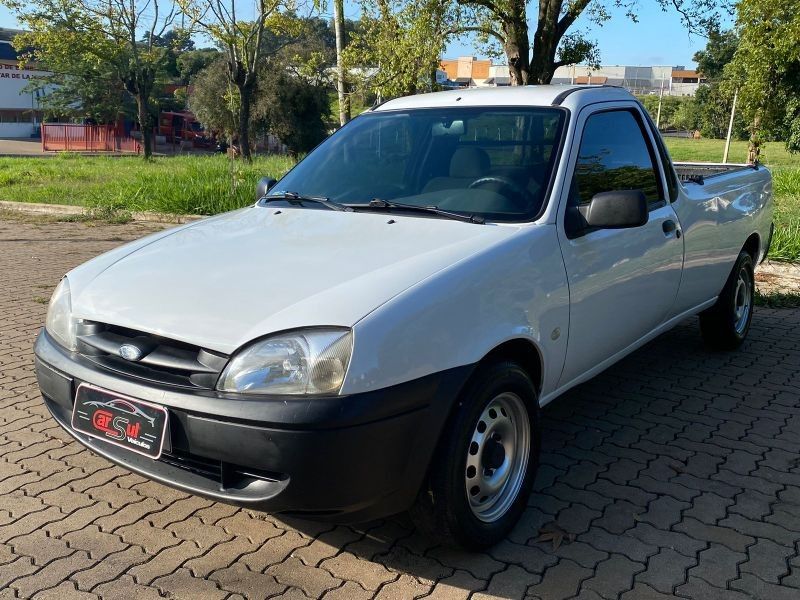 Ford COURIER L 1.6 2012