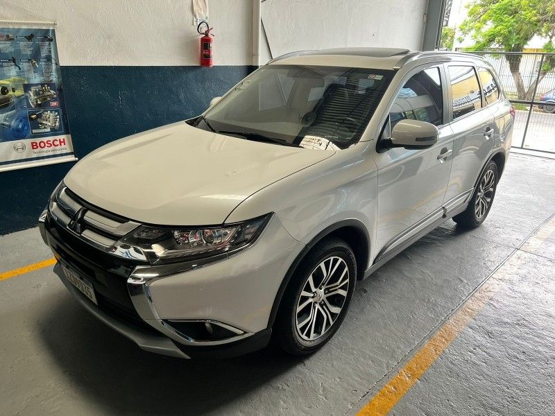 Mitsubishi OUTLANDER COMFORT PACK 2.0 2018