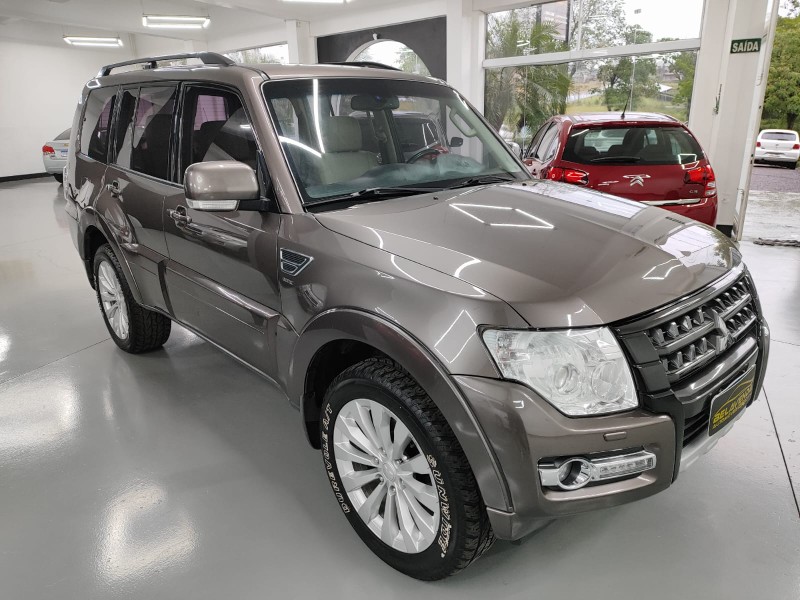 Mitsubishi PAJERO FULL 3.2 HPE 4X4 16V 2016