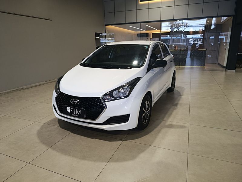 Hyundai HB20 1.0M UNIQUE 2018/2019 SUZUKI GRAN VITARA 4X2 2.0 2014