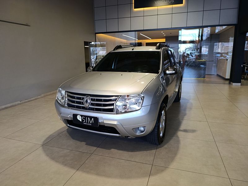 Renault DUSTER 1.6 DYNAMIQUE 4×2 16V 2014/2015 SUZUKI GRAN VITARA 4X2 2.0 2014