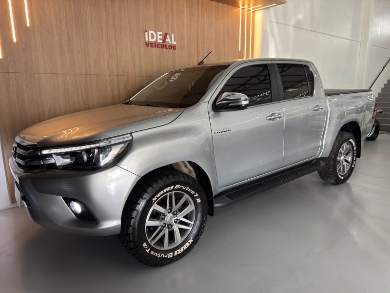 Toyota HILUX CAB.DUPLA SRX 2.8 / 2016