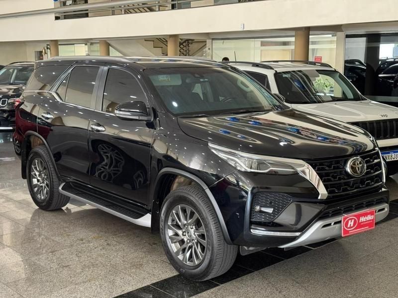 Toyota HILUX SW4 SRX 2.8 2021
