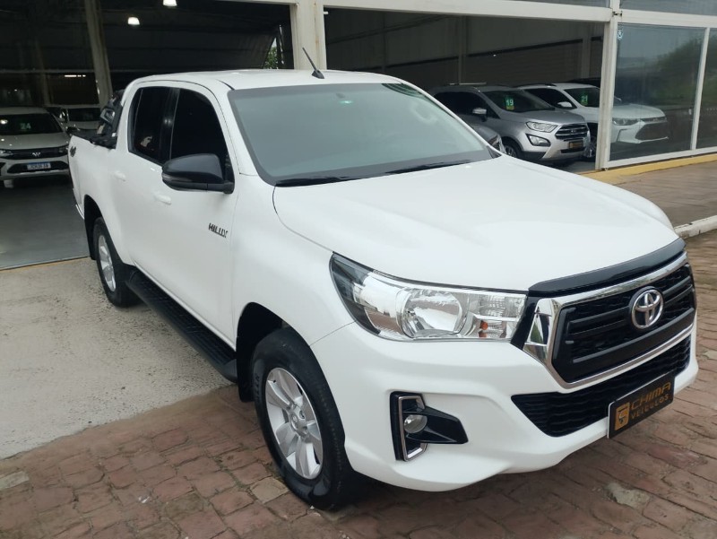 Toyota HILUX CABINE DUPLA 2.8 SR 4X4 CD 16V DIESEL / 2020