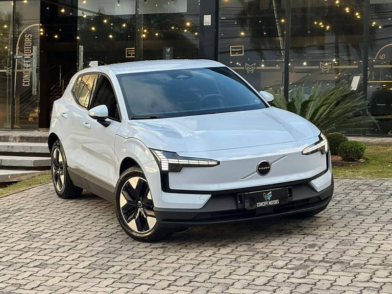 Volvo EX30 E60 CORE (ELÃ©TRICO) 2024