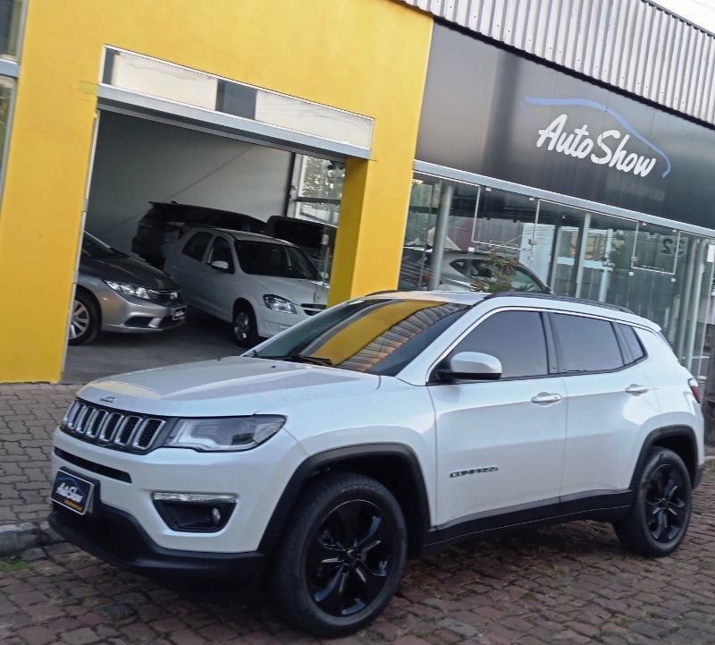 Jeep COMPASS 2.0 16V FLEX LONGITUDE AUTOMÁTICO 2018 (foto 1 de 12)