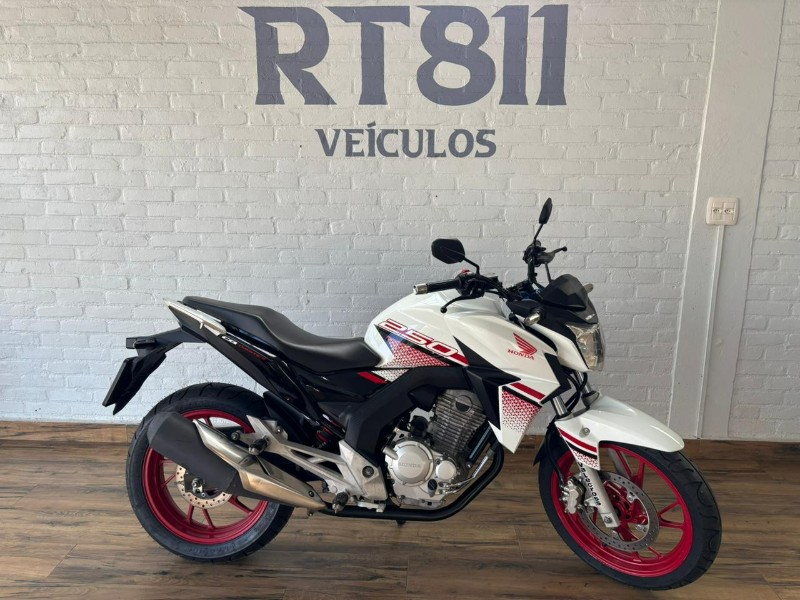 Honda MOTOS CBX 250 TWISTER / 2022