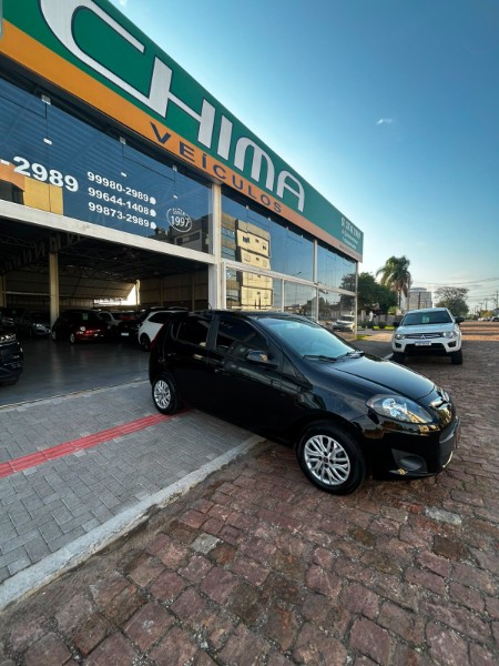 Fiat PALIO 1.4 ATTRACTIVE 8V / 2016 (foto 1 de 16)