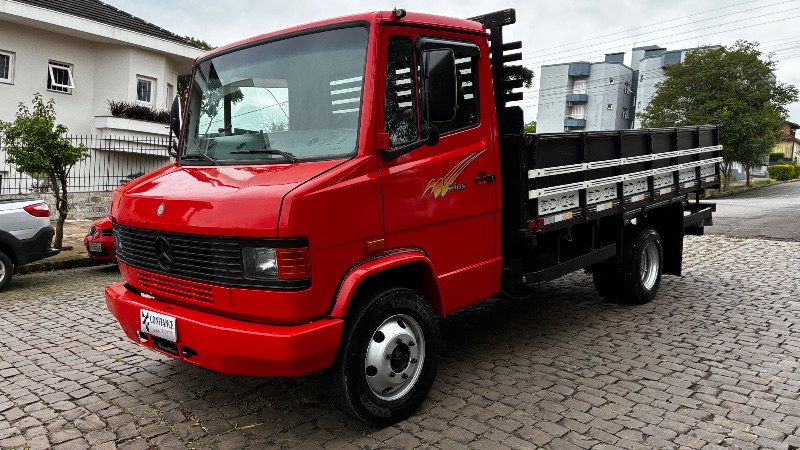 Mercedes-Benz 710 MB 710 PLUS 2P CARROCERIA 2007
