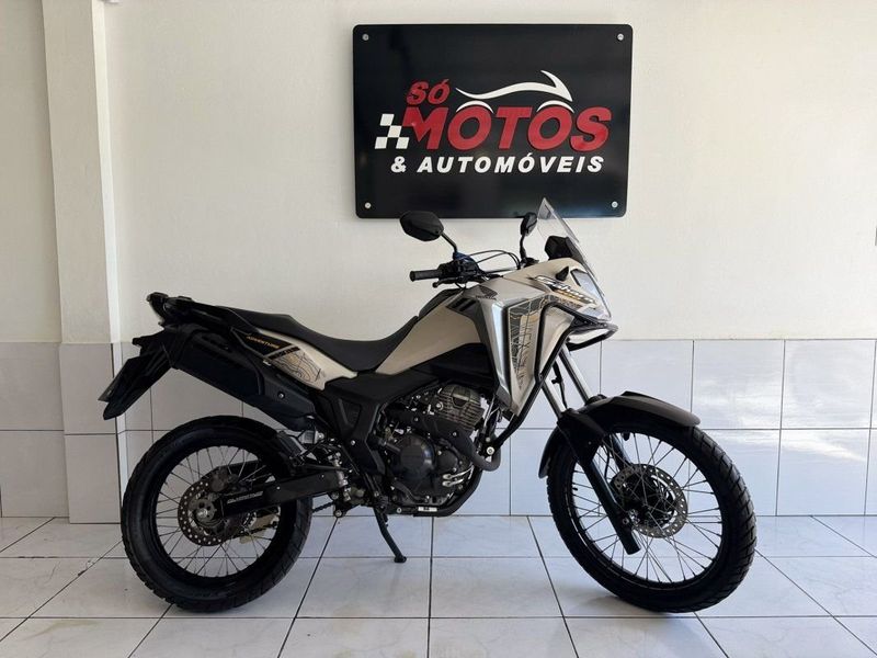 Honda SAHARA 300 ADVENTURE ABS 2025