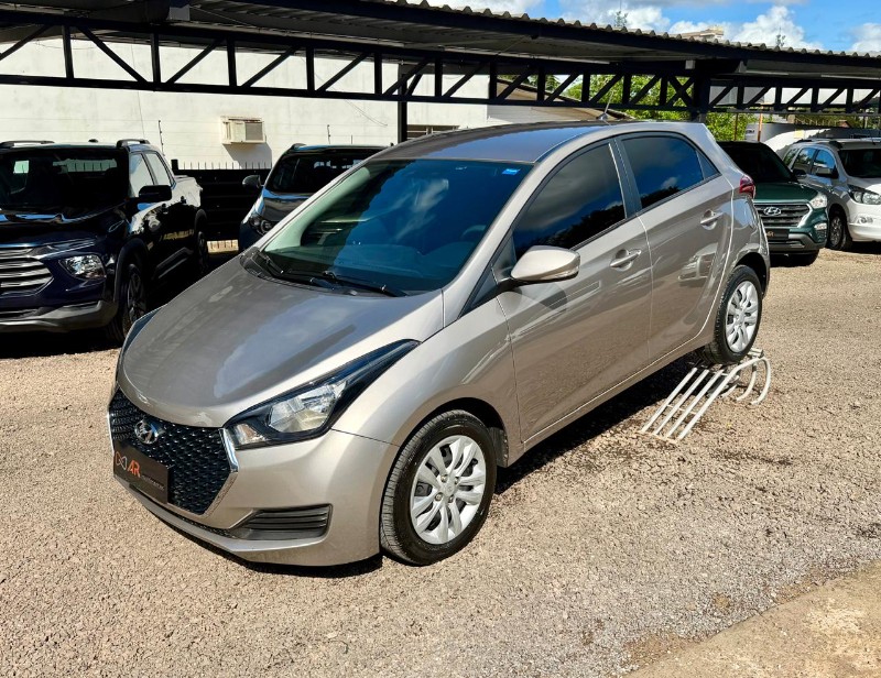 Hyundai HB20 1.6 COMFORT / 2019 (foto 1 de 9)