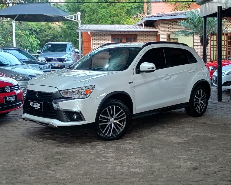 Mitsubishi ASX 2.0 AWD 16V FLEX 4P AUTOMÁTICO 2017