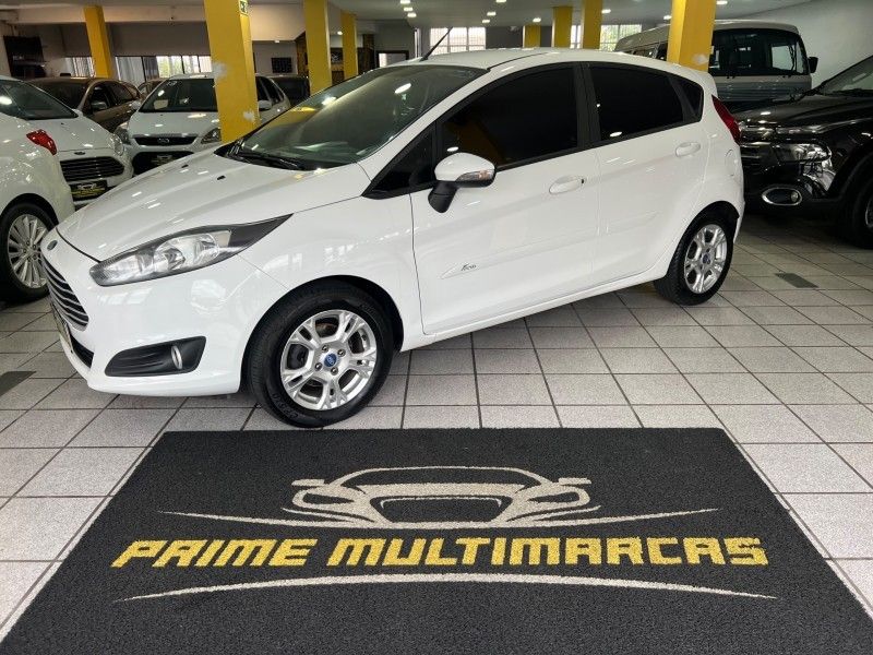 Ford FIESTA 1.6 SE HATCH 16V 2015
