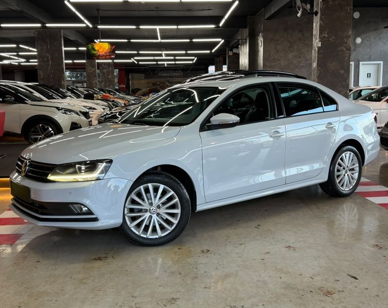 Volkswagen JETTA 1.4 16V TSI COMFORTLINE GASOLINA 4P TIPTRONIC 2017