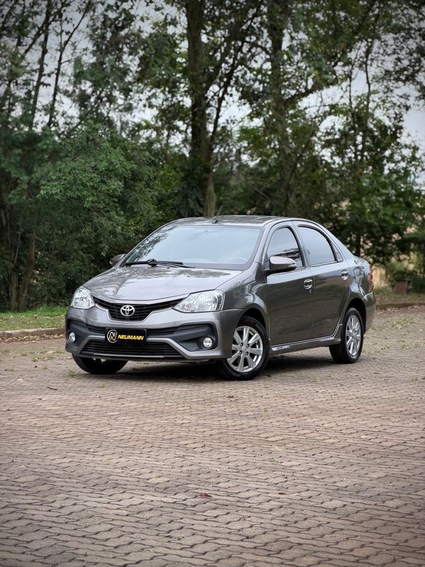 Toyota ETIOS SEDAN XLS 1.5 2018