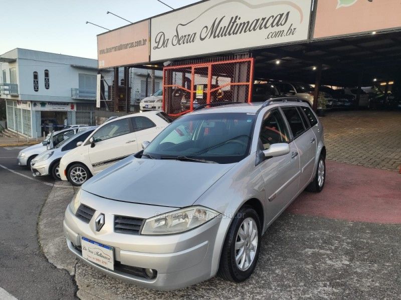 Renault MÉGANE 1.6 DYNAMIQUE GRAND TOUR 16V 2011